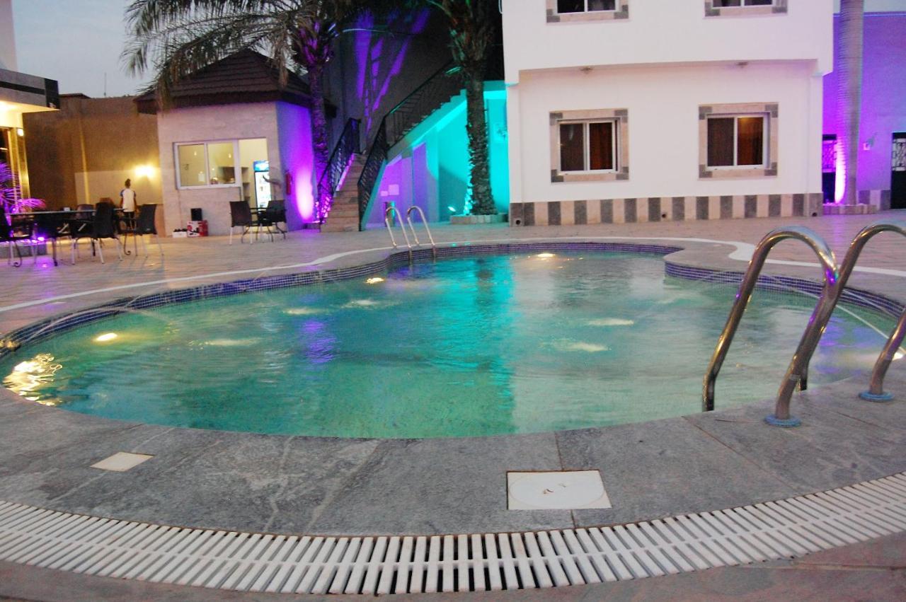 R & K Guest Palace Hotel Kano Exterior foto